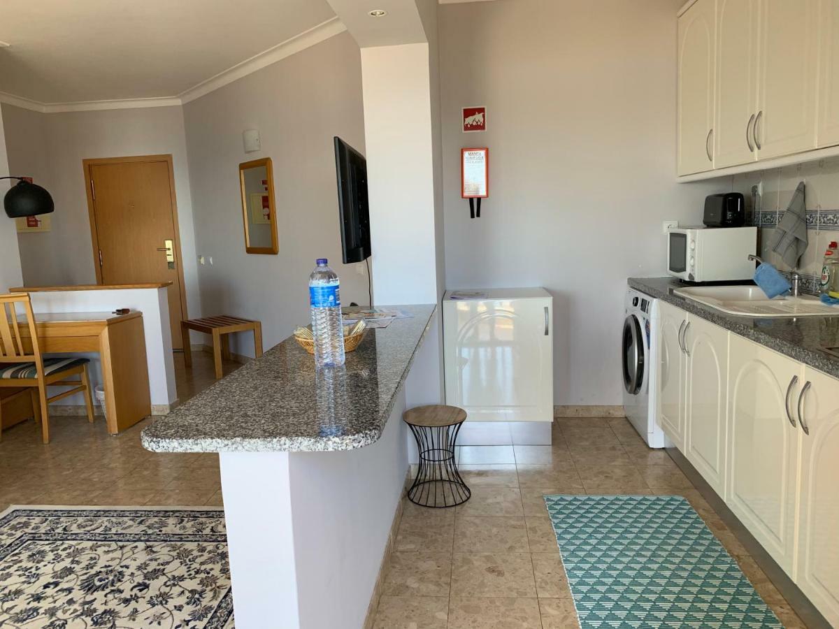 Panoramic Apartment In Portimao: Ocean View, Wifi Zewnętrze zdjęcie